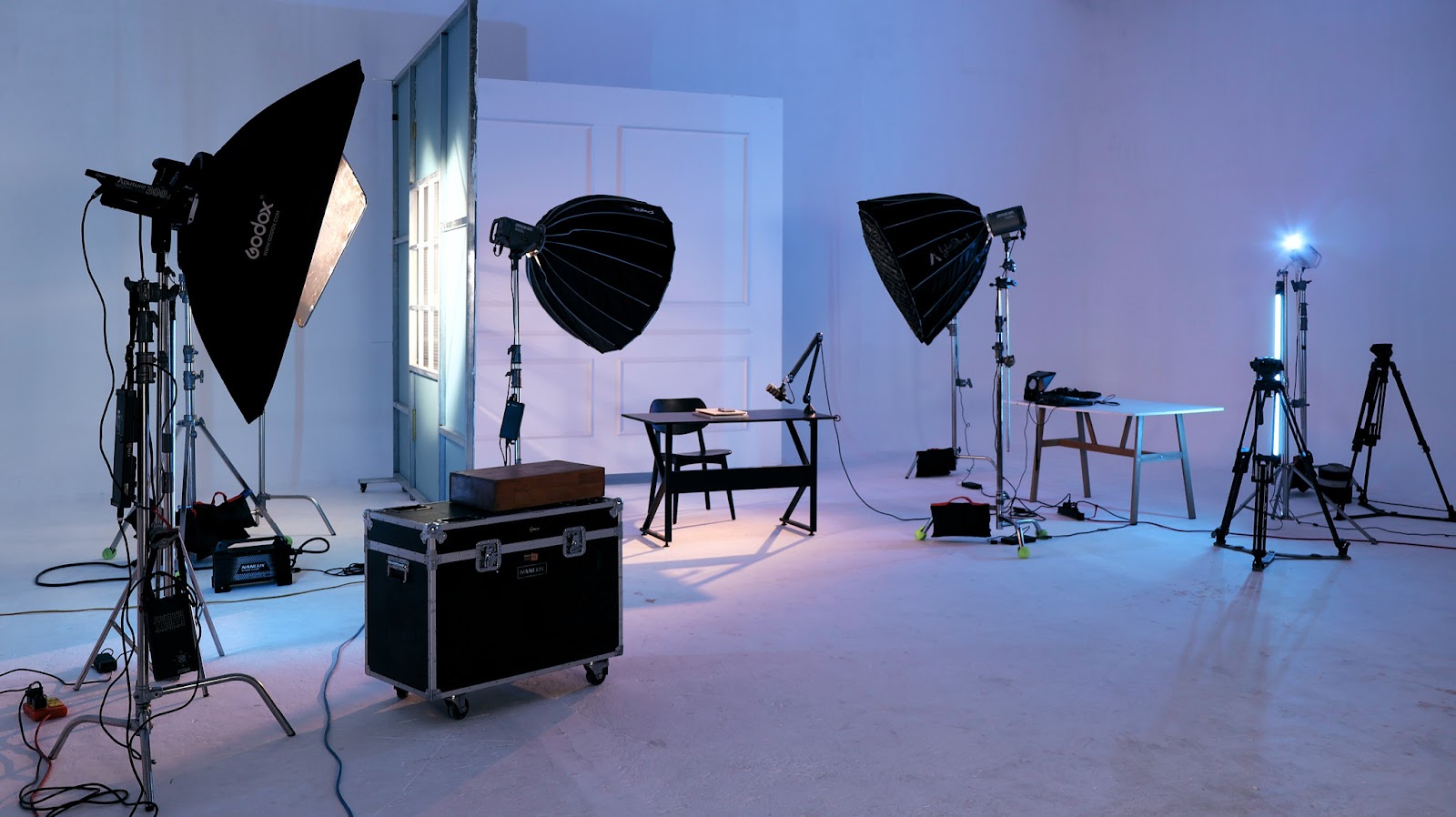 Quiet podcast studio room with lighting ready near Ngu Hanh Son Da Nang.